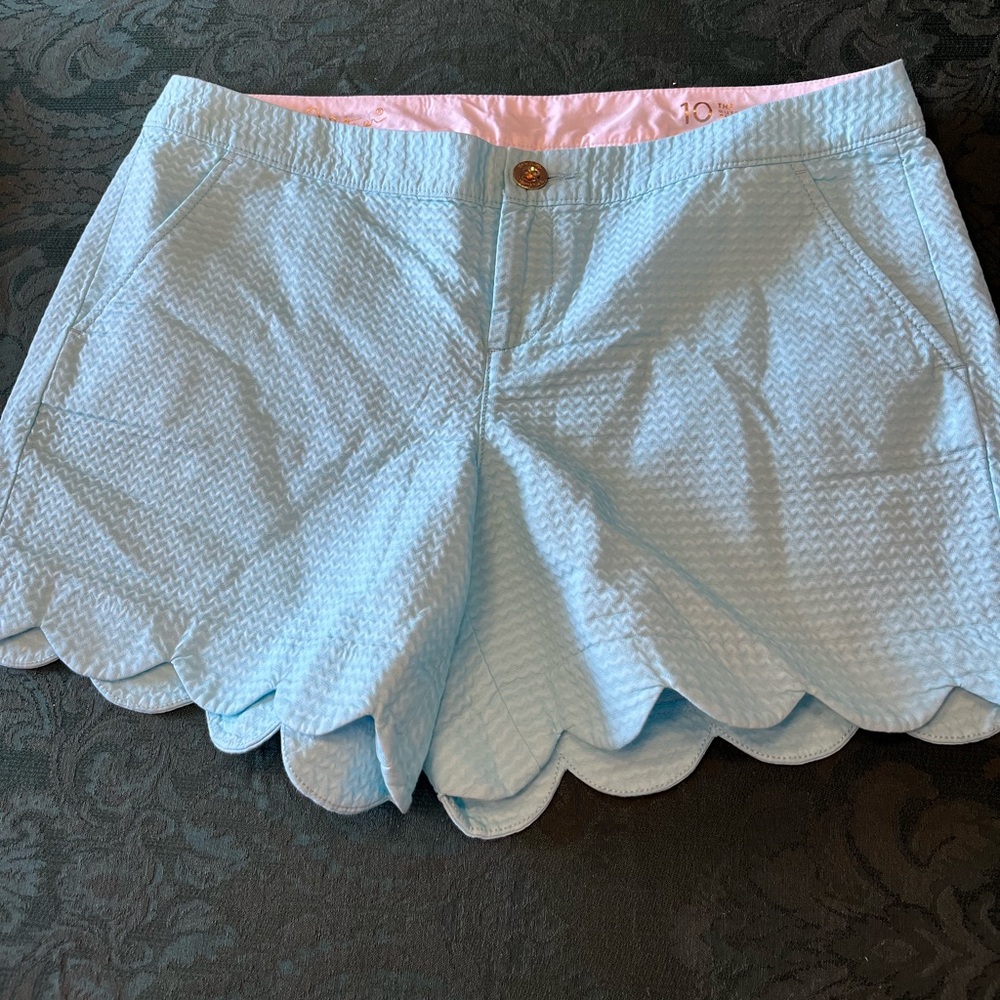 Lilly Pulitzer size 10 blue buttercup shorts